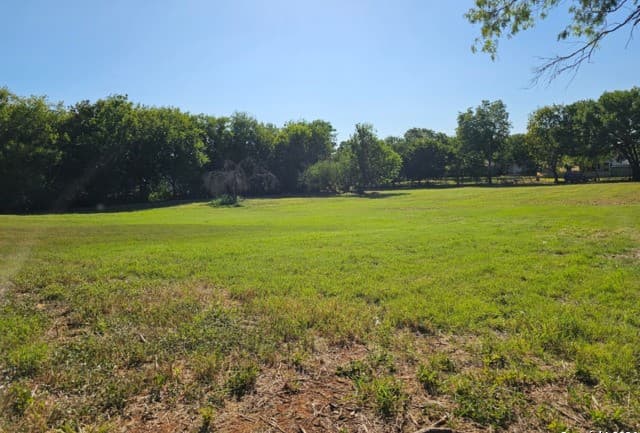 rental at 1593 11th St in Floresville, TX — photo 1