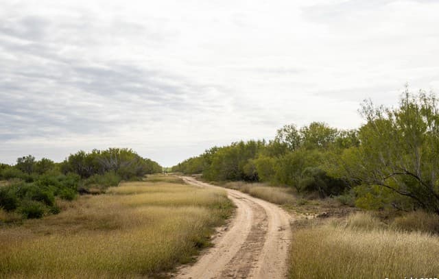 rental at 6 Fm 1581 in Pearsall, TX — photo 1