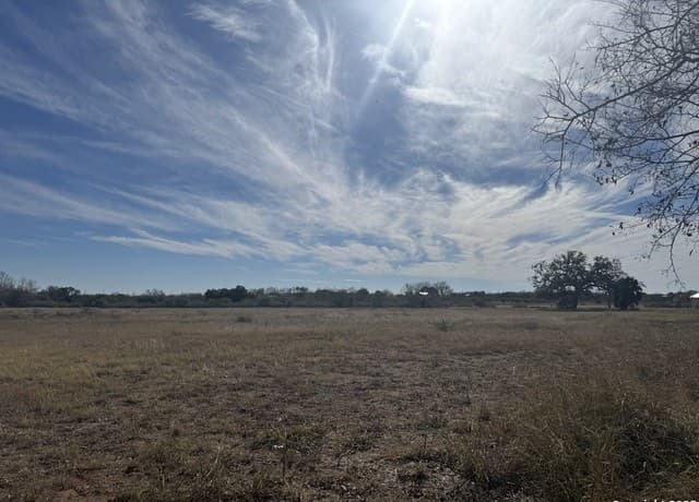 rental at 00 WISDOM RD. Lot 19 in Atascosa, TX — photo 1