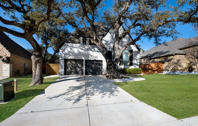 3-bedroom rental at 28827 Becker Xing in Boerne, TX — photo 1