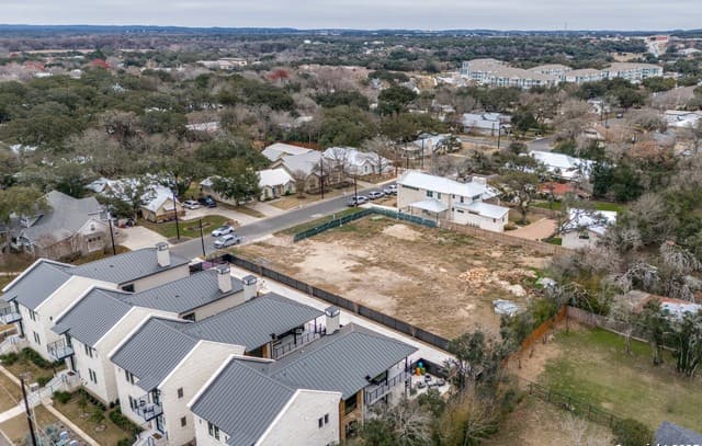 rental at 110 Second St Lot 12 in Boerne, TX — photo 1