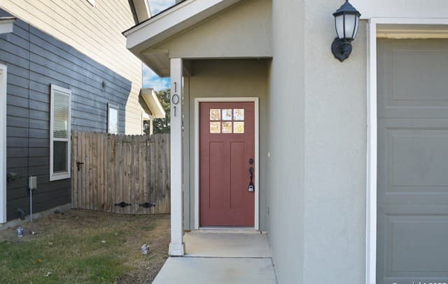 rental at 2314 Tulipwood Cove in San Antonio, TX — photo 2
