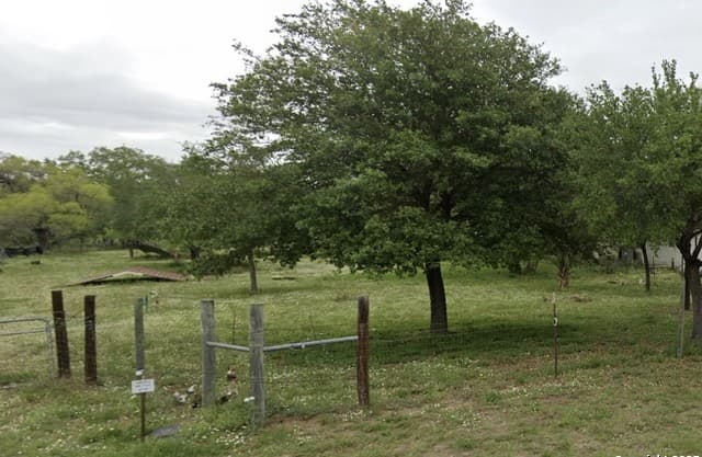 rental at LOT 10 Tabberer in Poteet, TX — photo 2