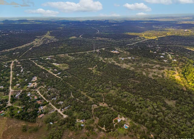 rental at 27522 Natural Bridge Caverns Rd TRACK #3 in San Antonio, TX — photo 5