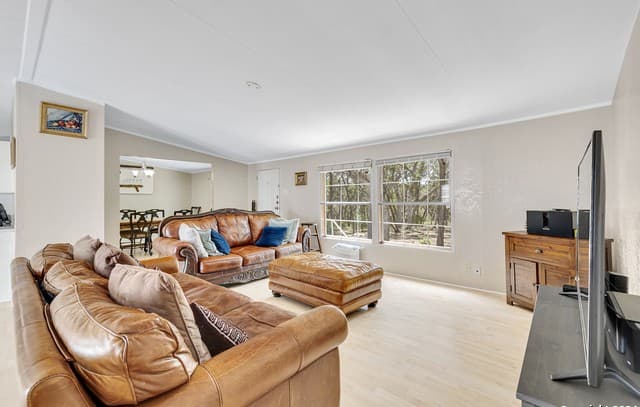 4-bedroom rental at 27522 Natural Bridge Caverns Road TRACK#1 in San Antonio, TX — photo 5