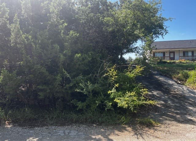 rental at 628 Hillside Dr in Spring Branch, TX — photo 3