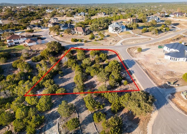 rental at 124 (LOT 128) Vision Ct in Spring Branch, TX — photo 5