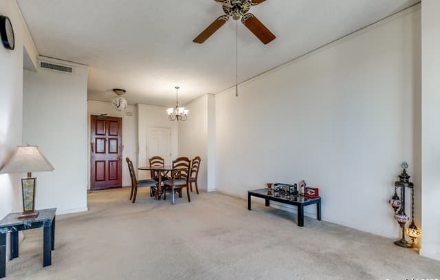 2-bedroom rental at 1 Towers Park Ln Unit 1209 in San Antonio, TX — photo 4