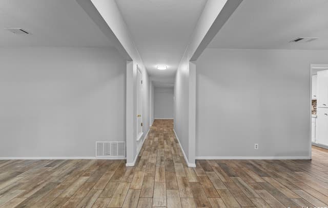 4-bedroom rental at 214 Indian Pink Dr in Floresville, TX — photo 4