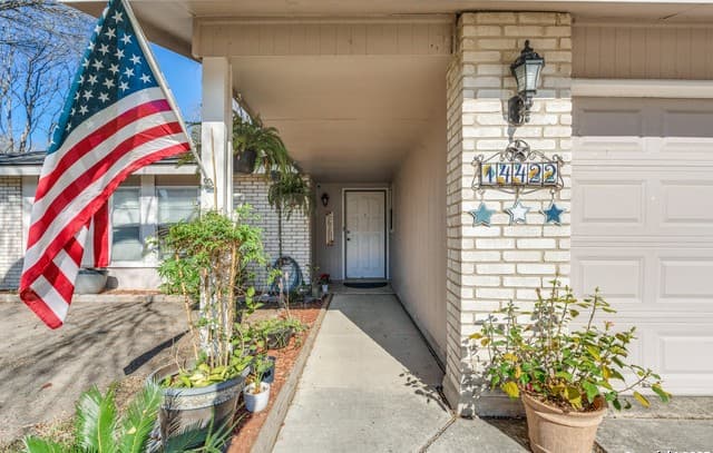 4-bedroom rental at 14422 Briarmall St in San Antonio, TX — photo 4