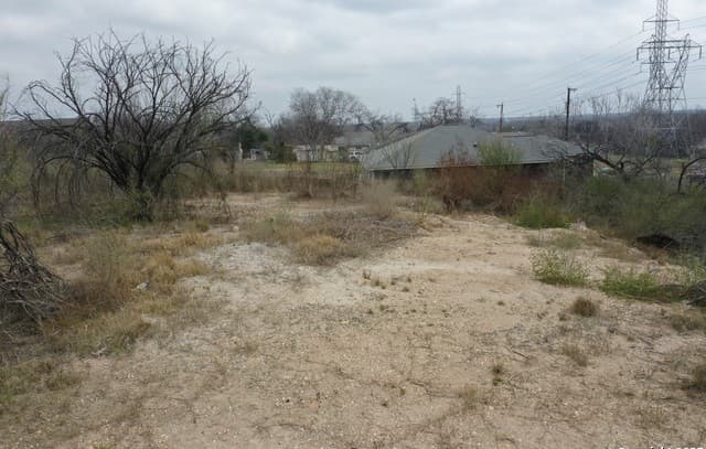 rental at 714 Hampton in San Antonio, TX — photo 4