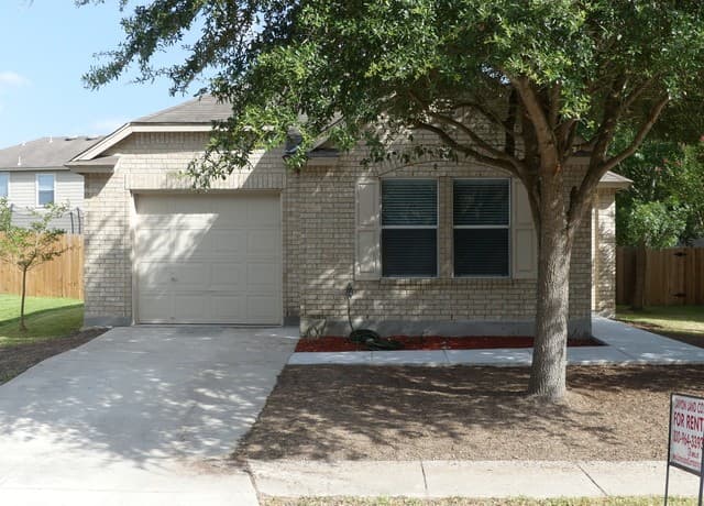 3-bedroom rental at 117 Longhorn Way in Cibolo, TX — photo 3