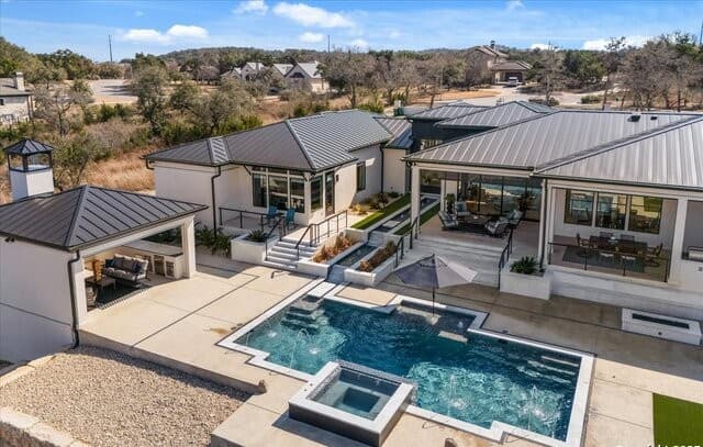 Home for sale at 122 Peach Springs in Boerne, TX — photo 3
