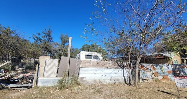 rental at 126 Viewpoint in Poteet, TX — photo 4