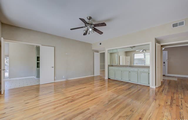 2-bedroom rental at 3678 Hidden Dr Unit 603 in San Antonio, TX — photo 3