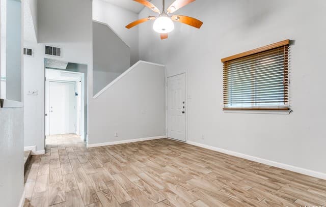 2-bedroom rental at 14122 Churchill Estates Unit 1505 in San Antonio, TX — photo 2