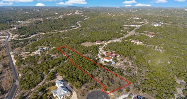 rental at LOT 7, Pr 2773 in Mico, TX — photo 2