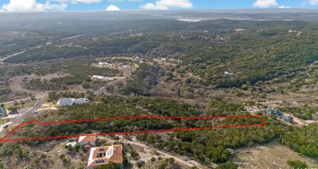 rental at LOT 7, Pr 2773 in Mico, TX — photo 3