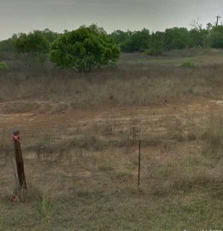 rental at 1560 South View Dr in Lytle, TX — photo 1