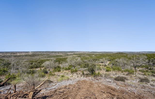 rental at 0 Verde Mountain Trail in San Antonio, TX — photo 3