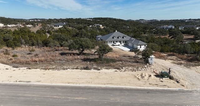 rental at 24343 Tres Arroyos in San Antonio, TX — photo 4
