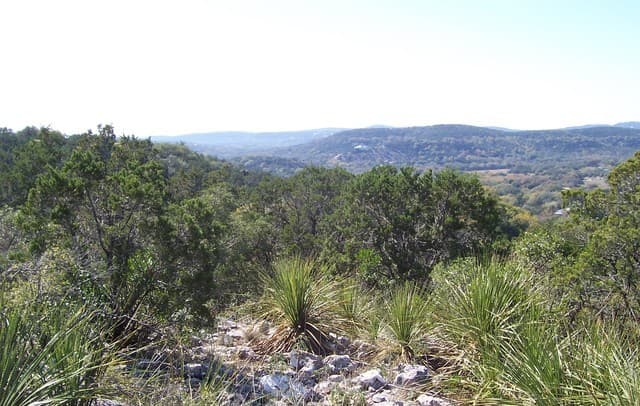 rental at 9715-10 Park Dr in Helotes, TX — photo 1