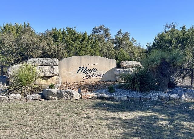 rental at 1108 Sunrise in Spring Branch, TX — photo 1
