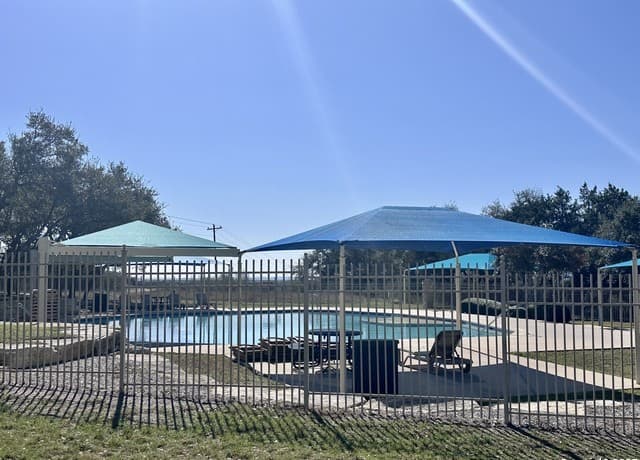 rental at 1108 Sunrise in Spring Branch, TX — photo 2