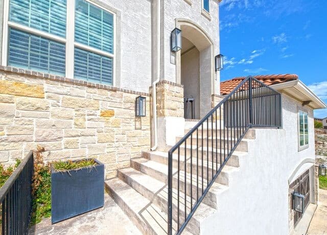 Home for sale at 8439 Sierra Hermosa in San Antonio, TX — photo 3