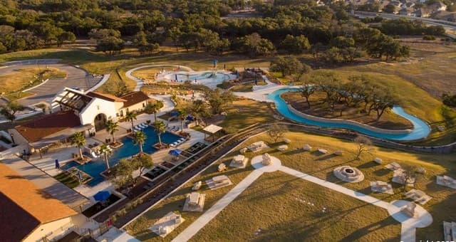 3-bedroom rental at 328 Sentido in Boerne, TX — photo 5