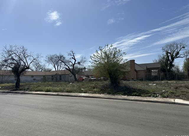 rental at 502 King in San Antonio, TX — photo 3
