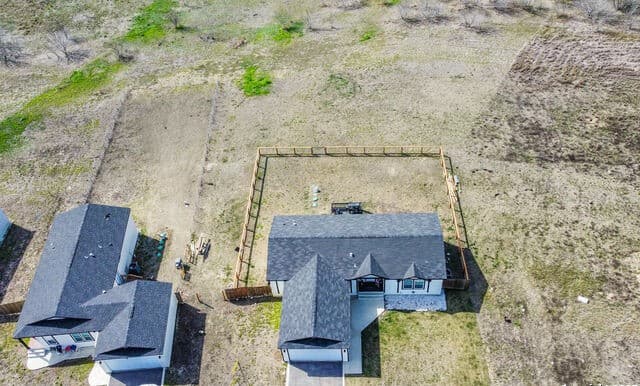 3-bedroom rental at 336 Clara Ridge Rd in Marion, TX — photo 4