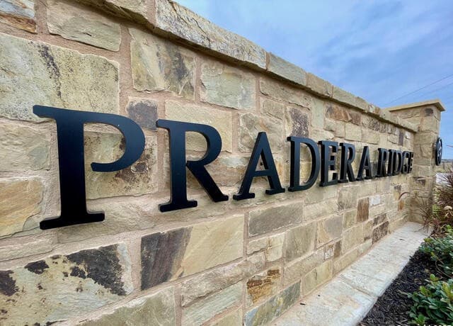 rental at 132 Pradera Ridge in Floresville, TX — photo 2