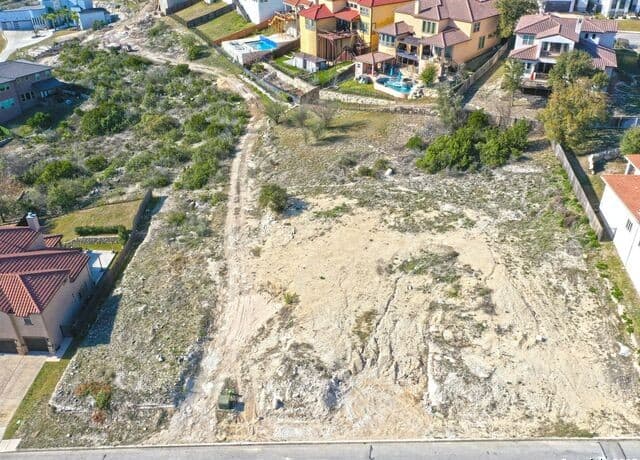 rental at 8447 Sierra Hermosa in San Antonio, TX — photo 2