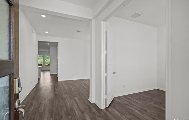 Home for sale at 2808 Reeves Ln in Schertz, TX — photo 3