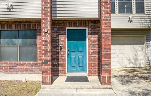 3-bedroom rental at 12 Weathering Crk in Leon Valley, TX — photo 3