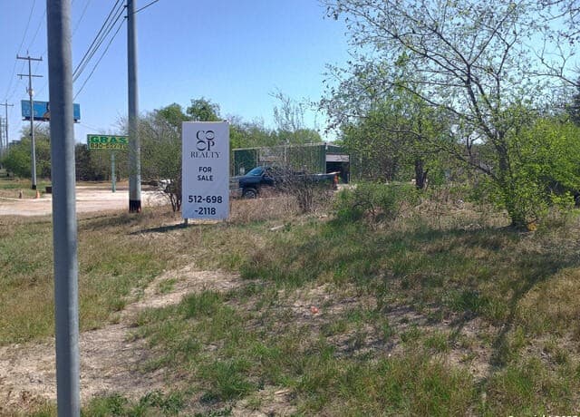 rental at 00 S Ih 35 in Schertz, TX — photo 1