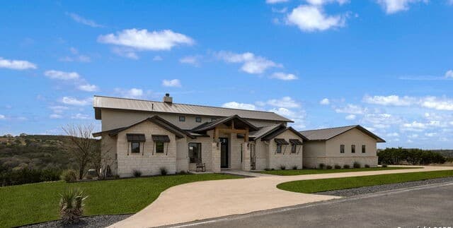 Home for sale at 384 Blue Diamond in Boerne, TX — photo 2