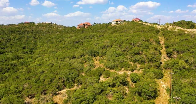 rental at LOT 19 Pr 1714 in Mico, TX — photo 5