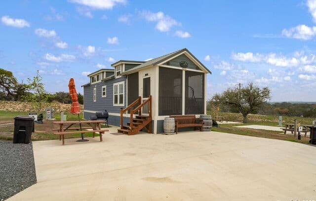 1-bedroom rental at 5386 Ranch Road 1376 #4 in Fredericksburg, TX — photo 1