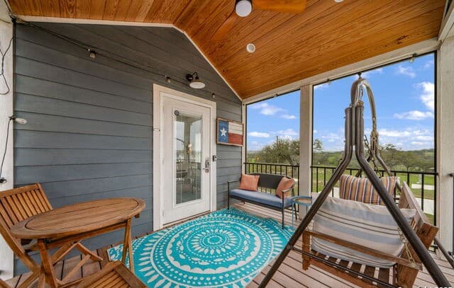1-bedroom rental at 5386 Ranch Road 1376 #4 in Fredericksburg, TX — photo 4
