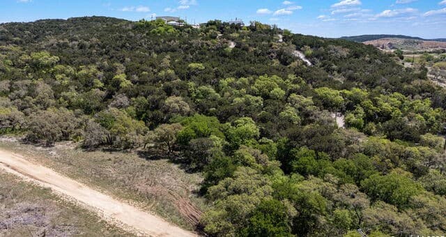 rental at 0 N State Highway 16 in Helotes, TX — photo 2