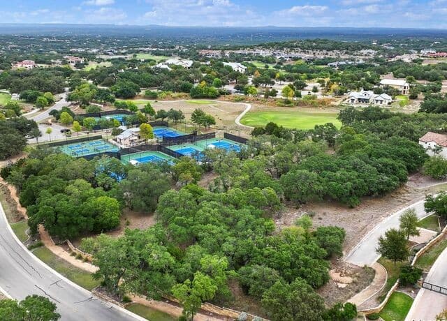 rental at 2 Alberi Lane in Boerne, TX — photo 4