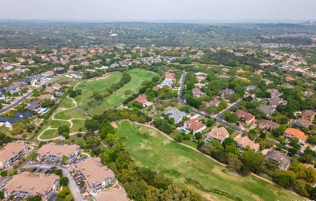 rental at 602 Sandtrap Ct in San Antonio, TX — photo 4