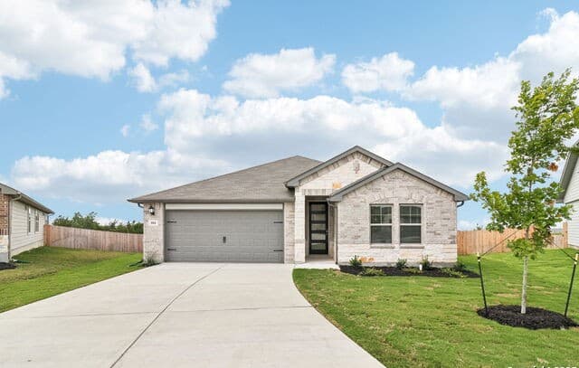 3-bedroom home for sale at 104 Shelton Pass in Cibolo TX