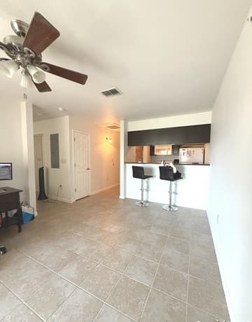 1-bedroom rental at 4111 Medical Unit 308A in San Antonio, TX — photo 2
