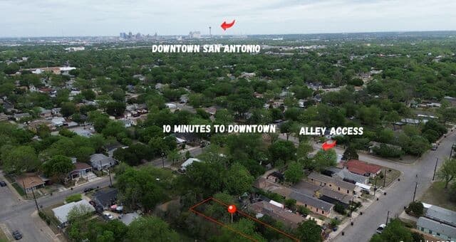 rental at 833 Gladstone in San Antonio, TX — photo 1