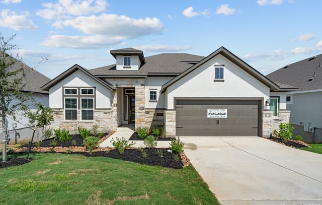 4-bedroom rental at 310 Vamanos in Boerne, TX — photo 1