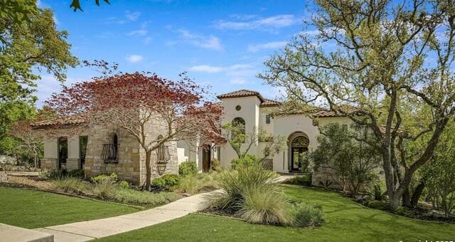 4-bedroom rental at 307 Augusta in Boerne, TX — photo 3