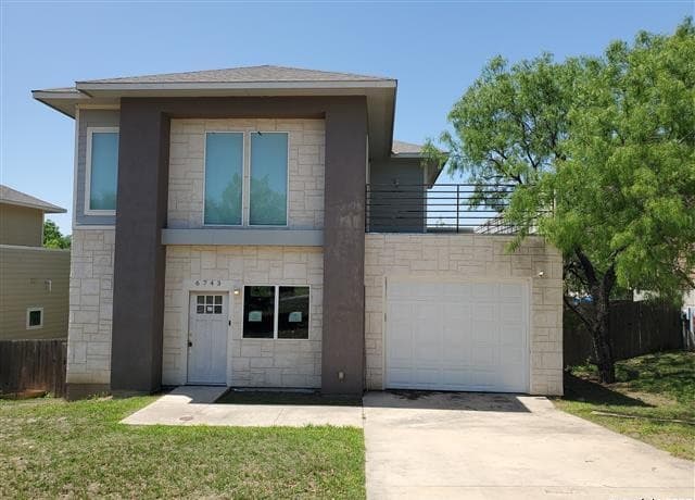 3-bedroom rental at 6743 Tehama Gate in San Antonio, TX — photo 1